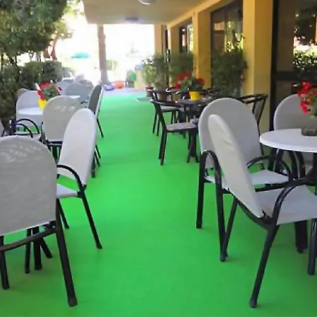 Szálloda Club 3*