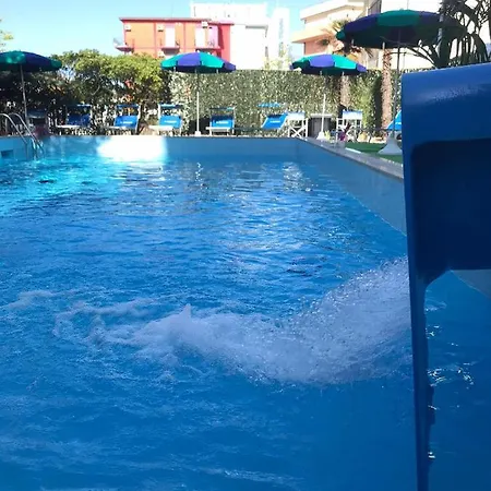 Szálloda Club 3*
