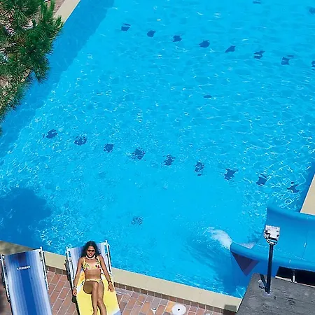 Club Szálloda