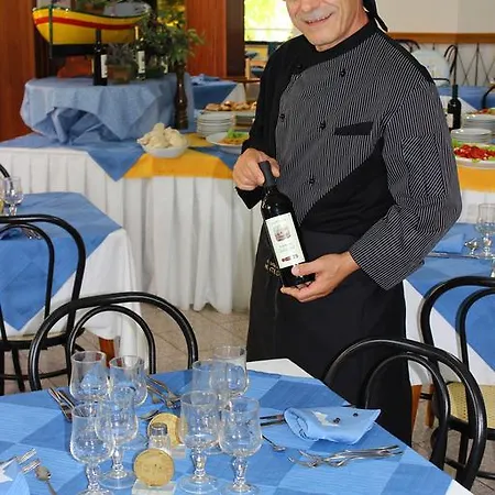Szálloda Club Cesenatico