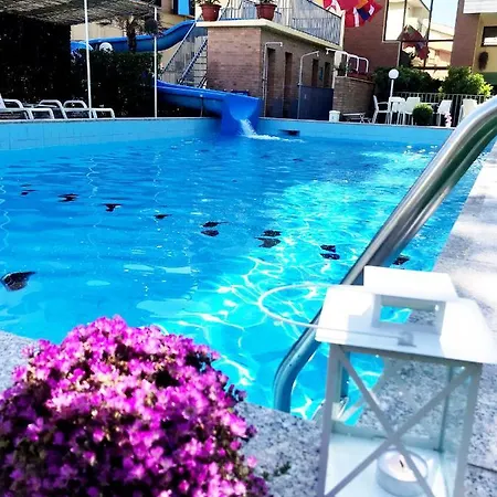 Hotel Club 3*